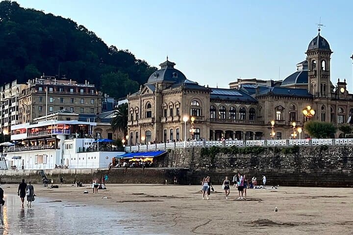 Sampling San Sebastián's History: A Self Guided Audio Tour