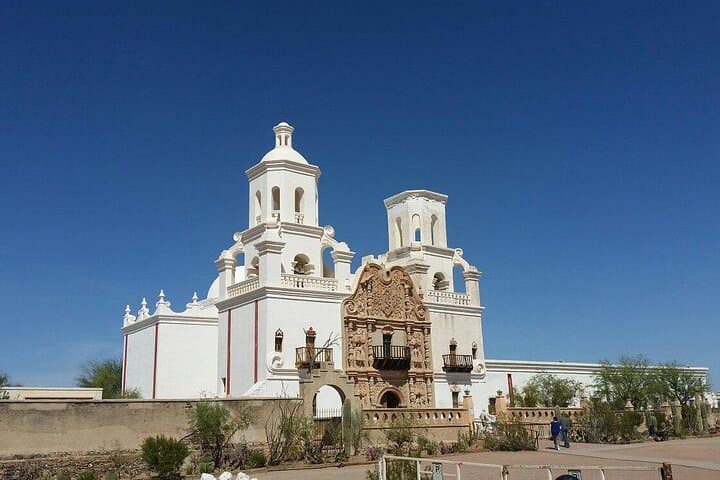 Custom Tucson Day Tour from Phoenix