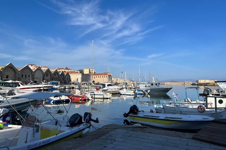 True Love in Chania: Self-Guided Romantic Puzzle Walk