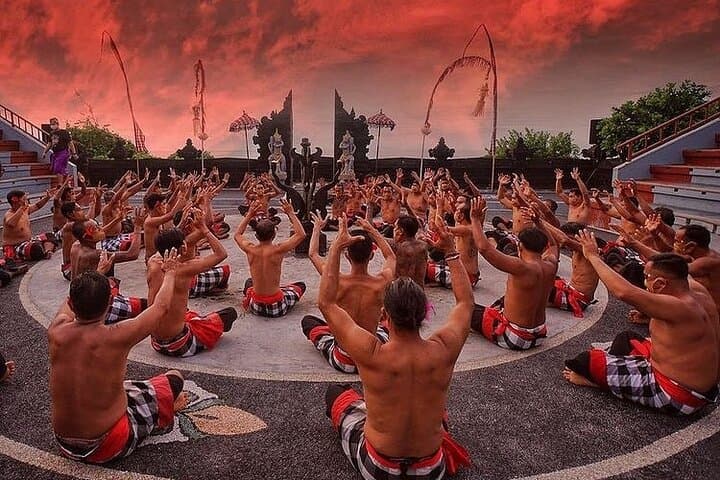 Kecak Fire Dance and Sunset at Uluwatu Temple All Inclusive
