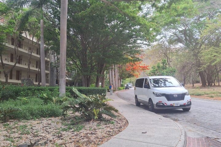 Private Transfer from Liberia Airport to Playa Jaco Puntarenas