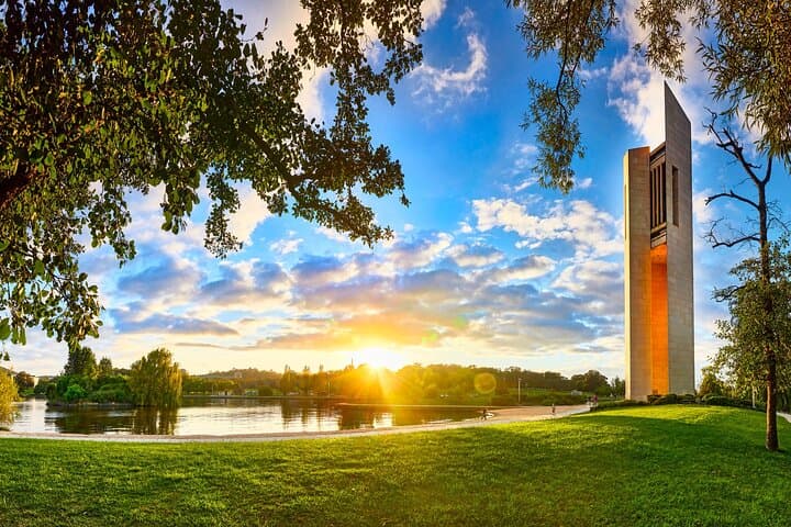 Full Day Private Tour in Canberra from Canberra hotels
