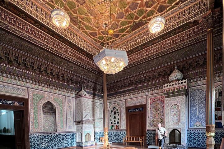 Tashkent city sightseeing tour by local guide
