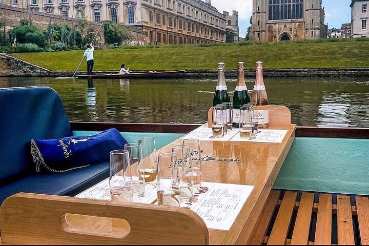 Cambridge - Shared Punting Tour