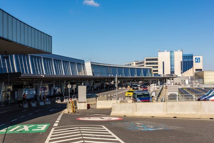 Private Transfer to Vienna Airport