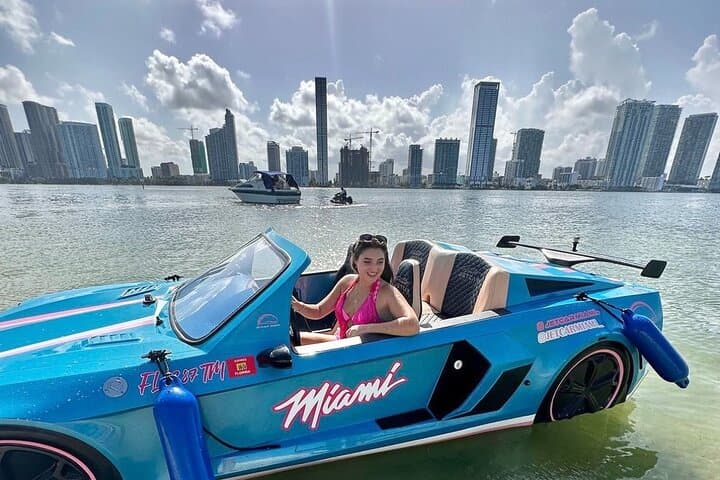 Jetcar Miami (Jet ski/jet boat) Rental