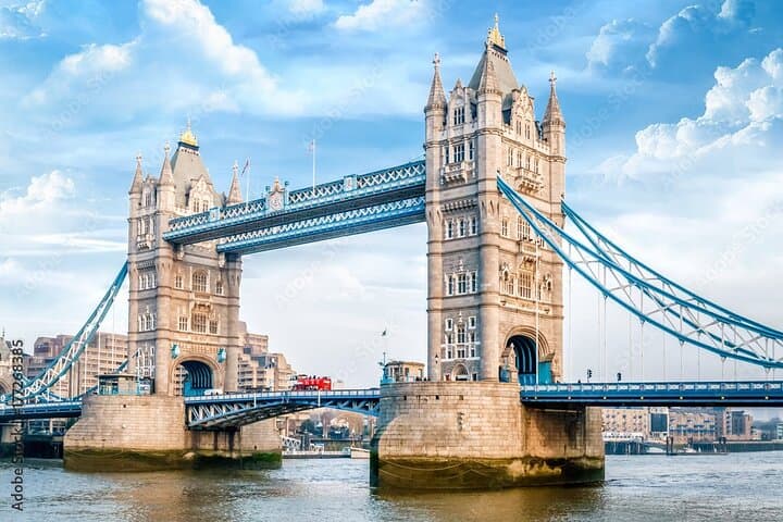 VIP Early Access: Opening Ceremony Tower of London & Bridge Entry