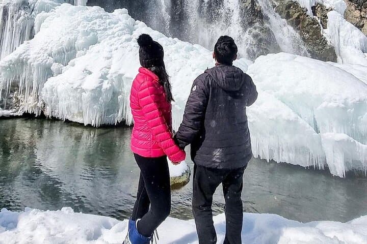 Kashmir Winter Escape