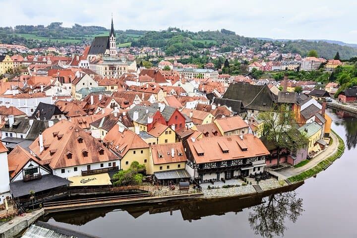 Full-Day trip from Prague to Český Krumlov and Hluboká Chateau