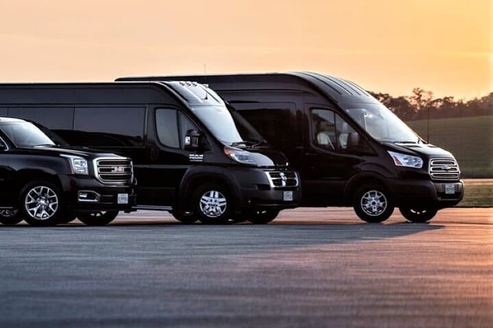 Group Shuttle: Galveston to Houston Airports & Hotels
