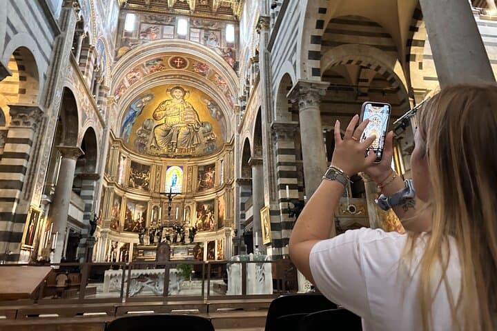 Kid-friendly Pisa City Highlights and Leaning Tower Guided Tour