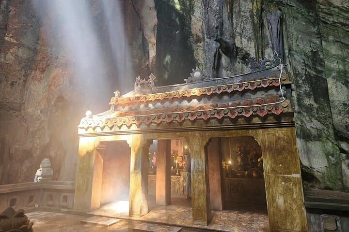 Private Car Transfer toDa NangCity Marble Mountain-Monkey Mountain-Dragon Bridge