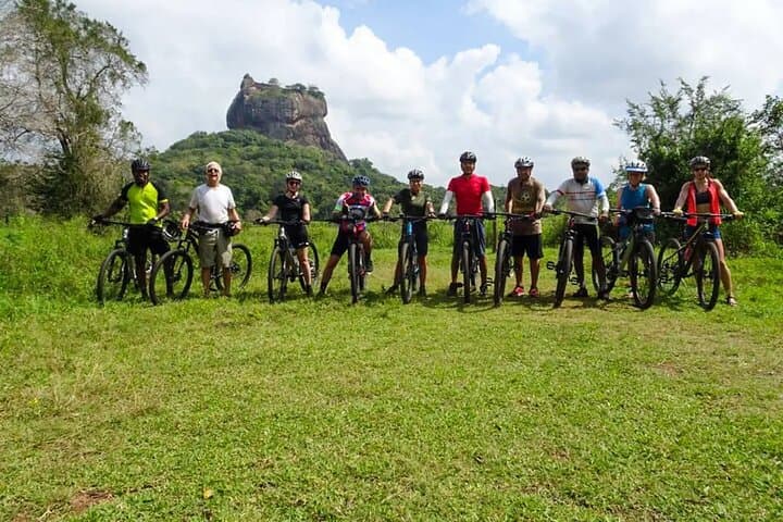 Dambulla and Sigiriya Cycling Tour from Colombo