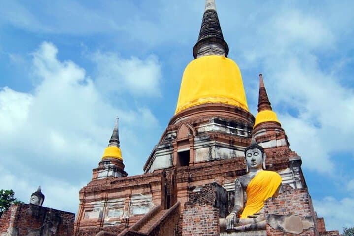 Full Day Shared Ayutthaya and Bang Pa-In Palace Tour