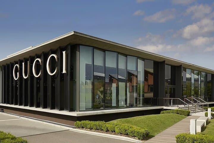Private Shopping Tour in Tuscany: The Mall