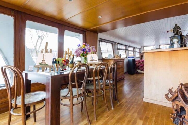 Fashion Design Workshop & Brunch on a Seine Private Boat in Paris