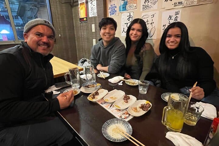 Guided Kabukicho Deepdive -All U Can Drink Izakaya & Sake Tasting