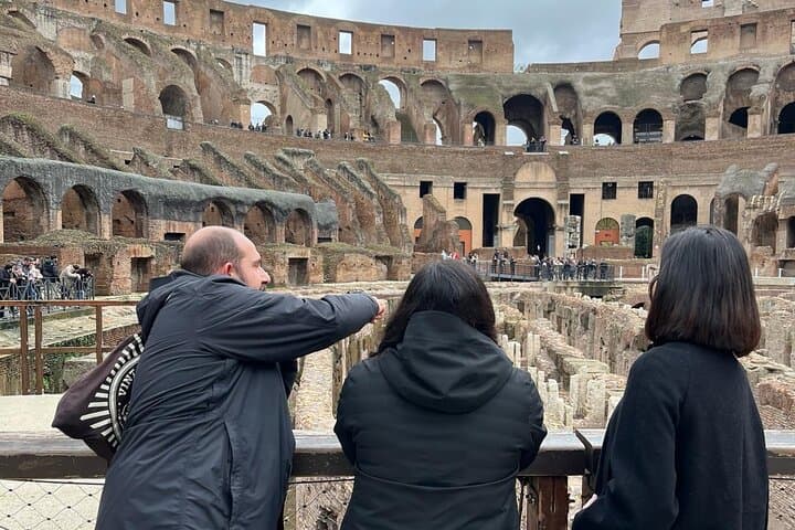 Colosseum, Roman Forum and Palatine Hill Guided Tour