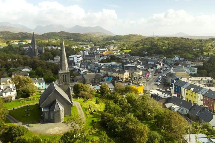 Galway Private Guided Walking Tour in Clifden Church Graveyard