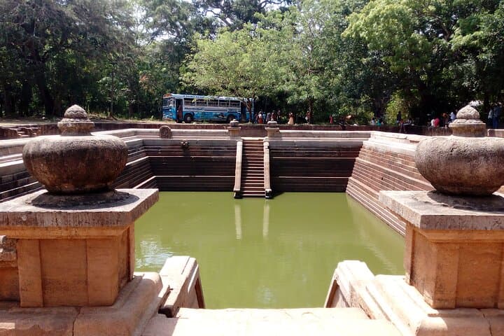 Kandy to Anuradhapura Day Tour