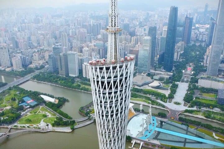 Canton Tower and Pearl River Cruise Private Guangzhou Day Tour