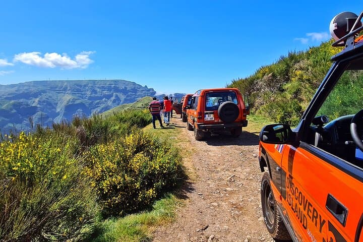 Jeep Safari Câmara de Lobos Cabo Girão Half Day Tour