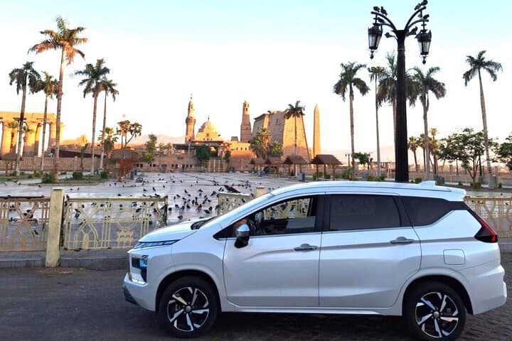 Private Transfer from Aswan->Luxor or Luxor->Aswan with Temples