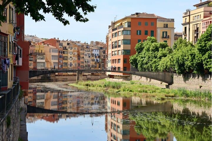 Girona Walking Tour: Explore Top Sights & Hidden Gems