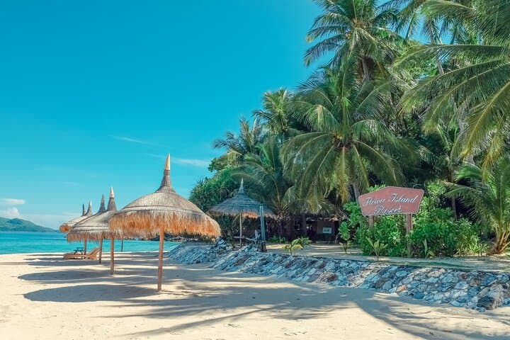4D3N Luxury Resort & Island Hopping with Seaplane Transfer