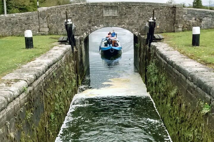 Digby Lock Cruise - Explore Ireland's Historic Grand Canal.
