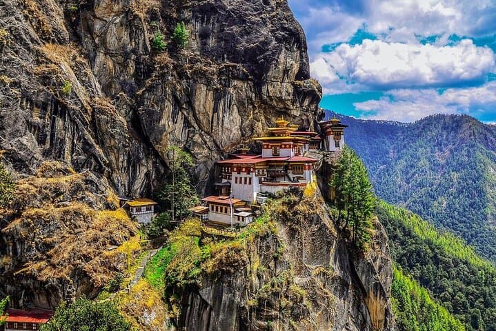 8 Nights 9 Days Bhutan Culture Trip