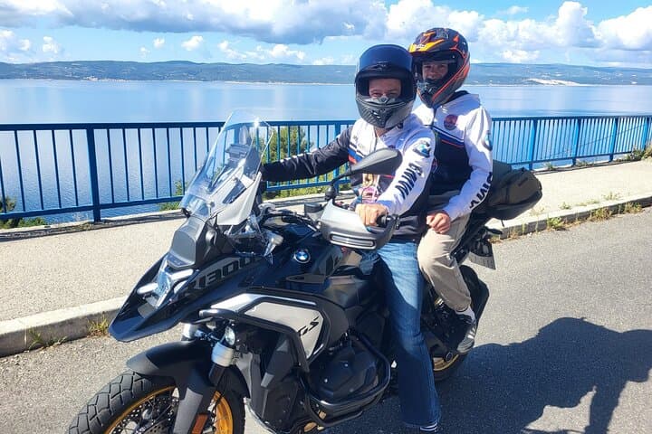 4 day motorcycle tour through Croatia, starting in Trogir!