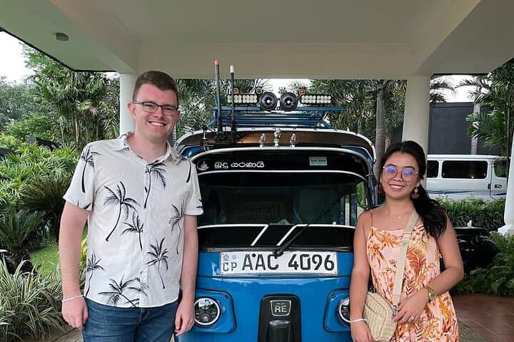 Kandy City Tour With Modern Tuk Tuk