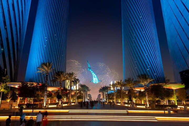 Doha Night City Lights Tour with Arabian Dhow Cruise