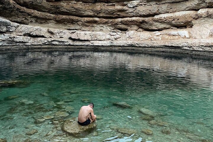 Wadi Shab and Bimmah Sinkhole Tour