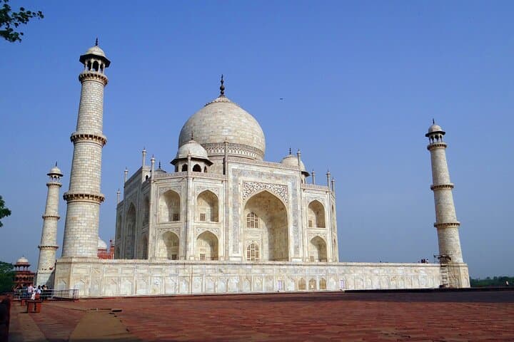 Private Agra City Tour and Local Market Walk