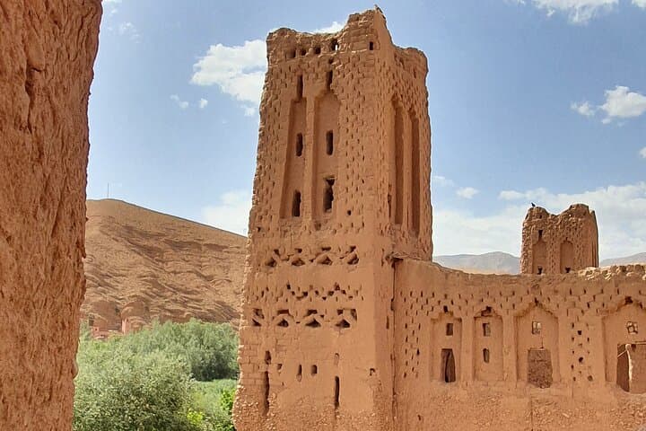 Dades Gorge - Roses Valley -1000 Kasbah ruins Trek