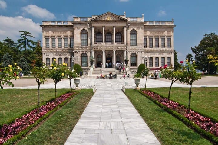 Exclusive Old City Tour – No Groups, Private Guide and Car