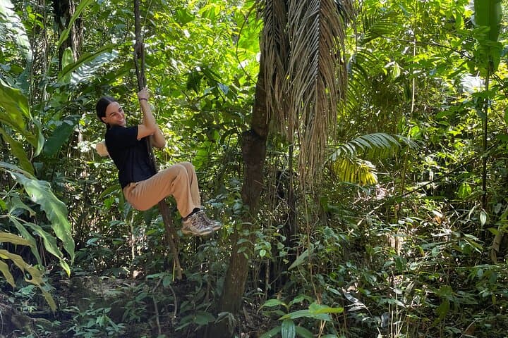 Full-Day All-Inclusive Guided Jungle Tour from Iquitos