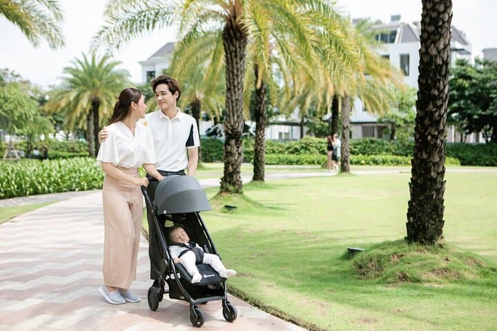 Da Nang Baby Stroller/Safety Car Seating or Wheel Chair Rental