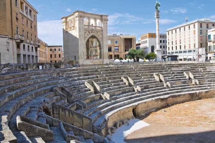 Lecce Walking Tour with Audio and Written Guide by a Local