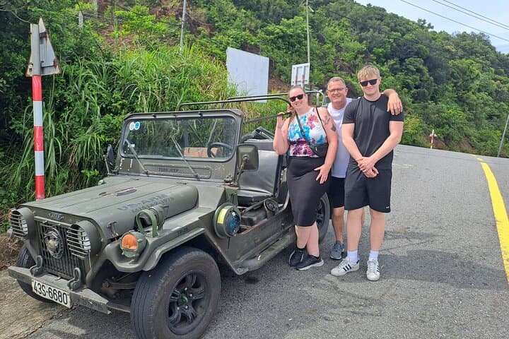Private Jeep tour Monkey Mountains -Son Tra and Marble mountains