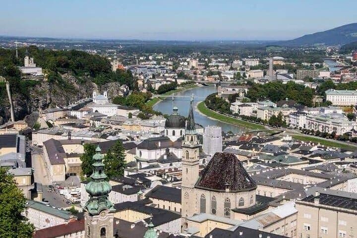 Vienna: Private tour to Salzburg