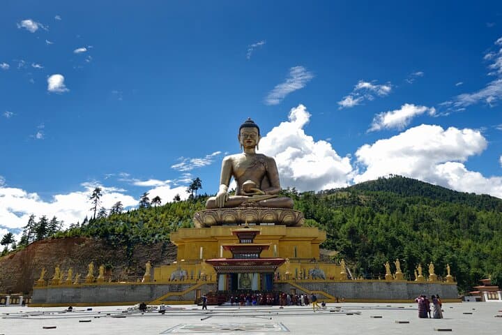 A 7-Day Journey Through the Land of Happiness