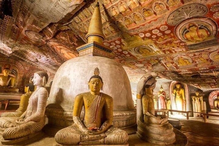 Tour to Dambulla Cave, Sigiriya and Pidurangala Rock from Kandy