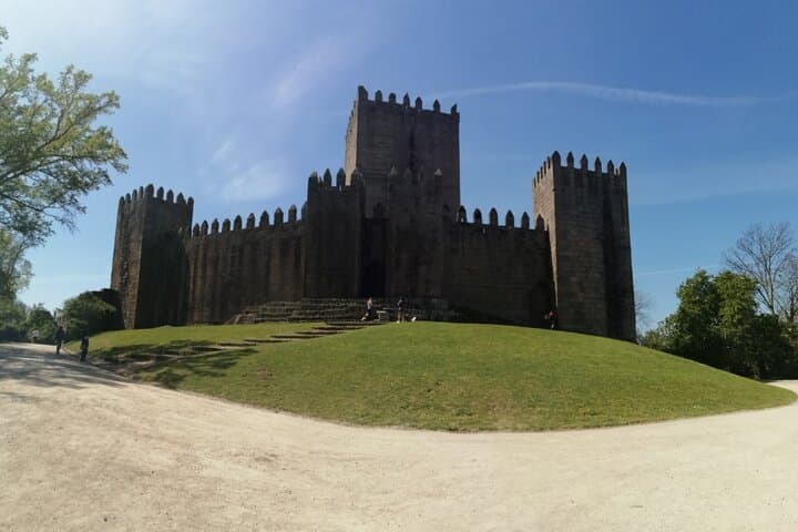 Private Tour in Braga and Guimarães Main Highlights