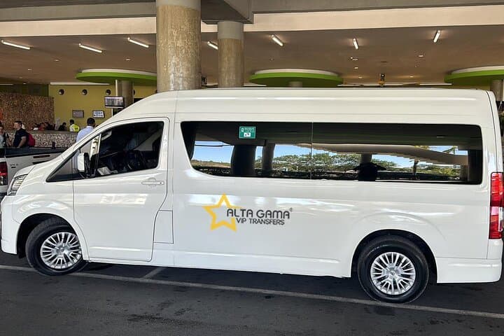 Punta Cana private Minivan Airport Transfers
