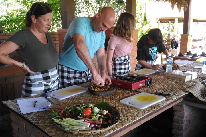 Bali Cooking Class and Tanah Lot Temple from Ubud