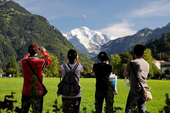 Interlaken Lakes Mountains and Optional Activities from Lucerne