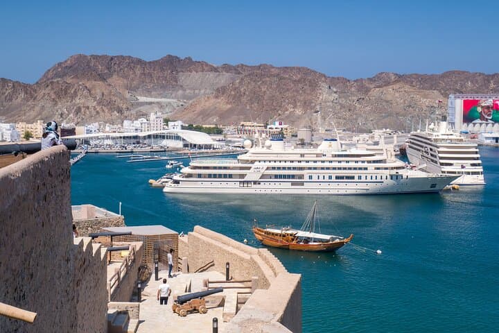 Half-Day Private Muscat City Tour 4 Hours
